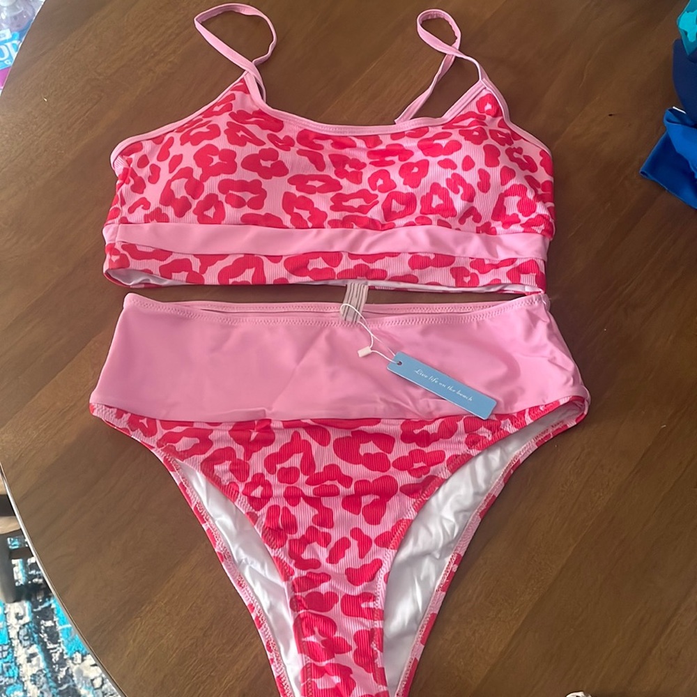 Pink High-Waisted Bikini 💖 NEVER WORN 💖